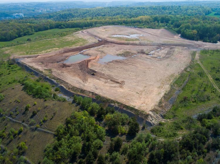 Luftaufnahme der Halde Ludweiler. Foto: Rag Montan Immobilien/BeckerBredel, Frank Bredel