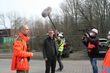 Dr. Dirk Gratzel und sein Biologe Dr. Raskin bei den ersten Dreharbeiten auf dem Standort Polsum.