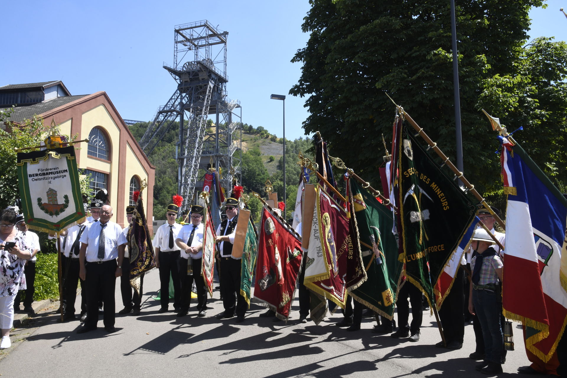 Am 30. Juni 2012 endete der aktive Steinkohlenbergbau im Saarland. Im Zeichen dessen steht der Tag des Bergmanns in Ensdorf, traditionell immer am letzten Sonntag im Juni gefeiert wird. Foto: Becker & Bredel