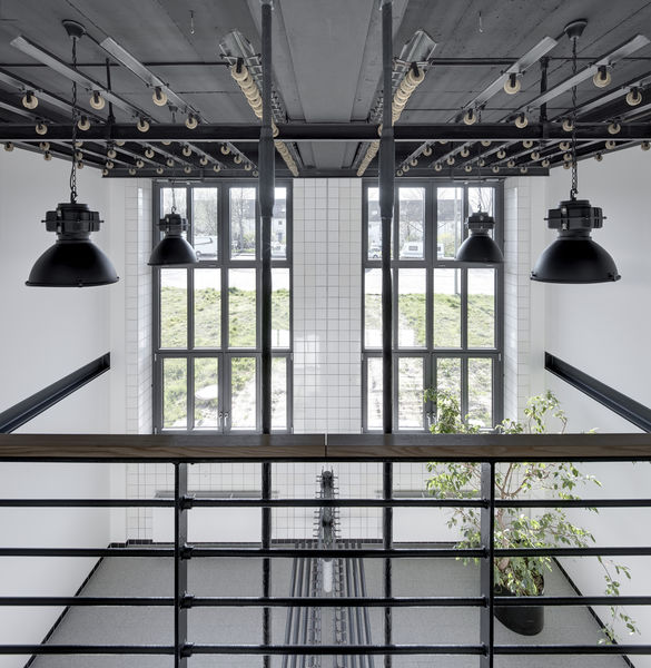 Von der neue Galerie in den erhaltenen Kauenbereich,© RAG Montan Immobilien, Fotograf Thomas Stachelhaus
