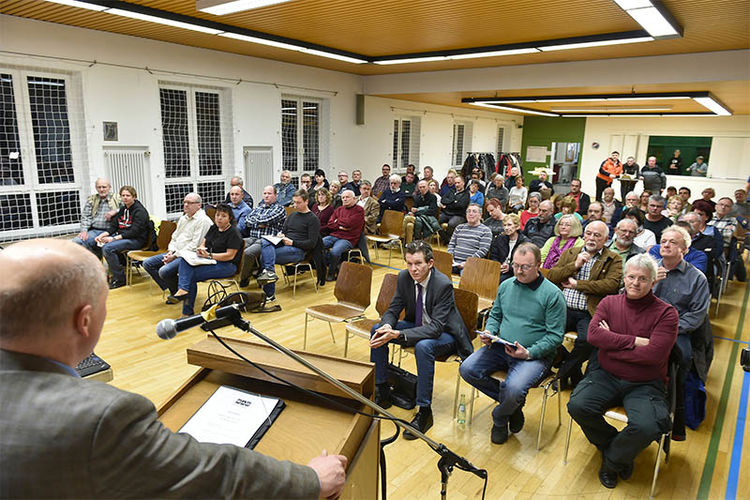 Gut besuchte Bürgerinformationsveranstaltung in Neunkirchen-Heinitz