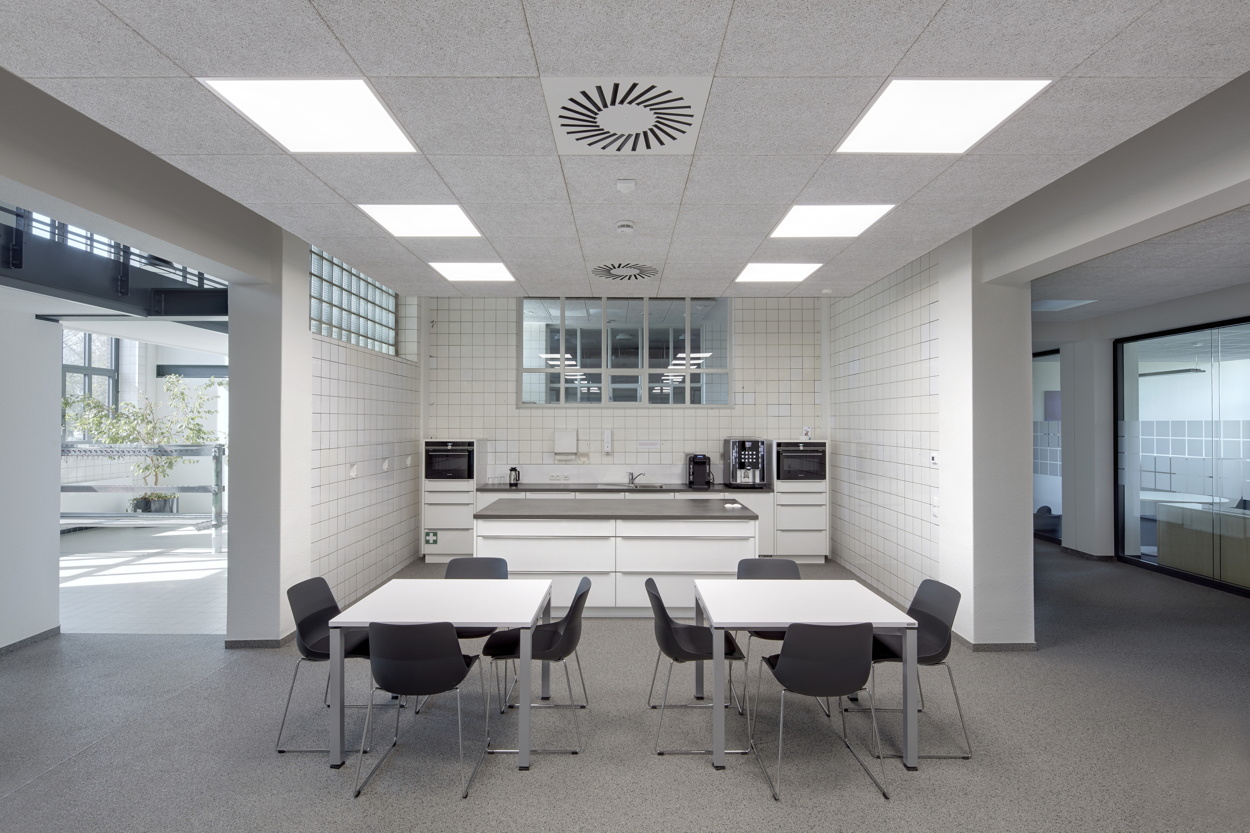 Kaffeeküche mit Sozialbereich in alter Kaue, © RAG Montan Immobilien, Fotograf Thomas Stachelhaus